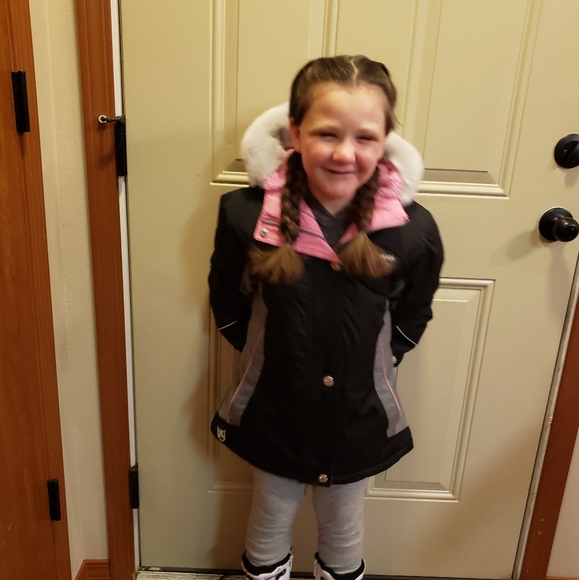 Meet your Posher, Sara - Picture 3 of 4